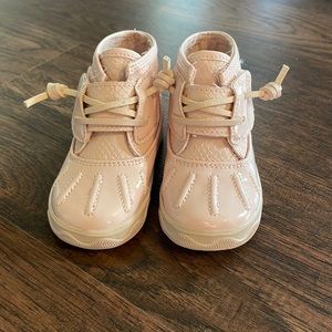 Sperry size 3, baby rain boot/snow boot. Like new condition! Light peach color!